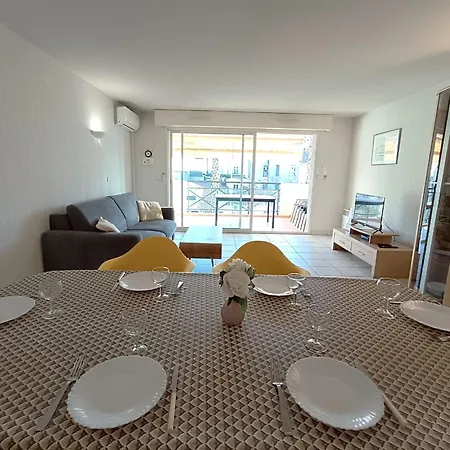 Le Magellan-2 By Interhome Saint-Raphael (Var)