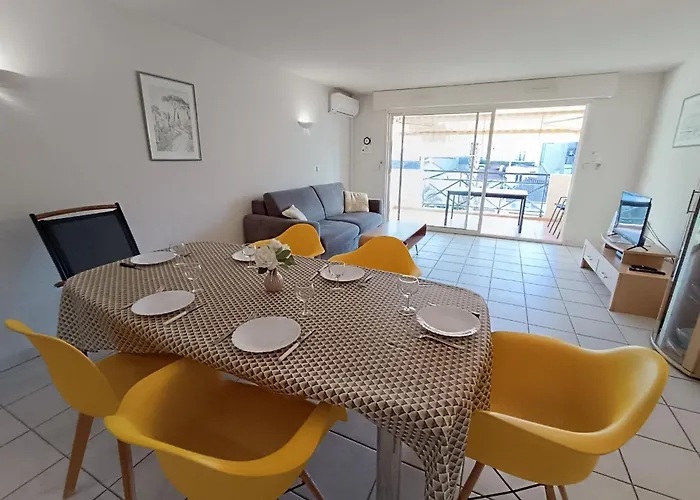 Le Magellan-2 By Interhome * Saint-Raphaël