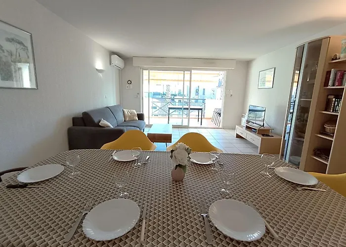 Le Magellan-2 By Interhome Saint-Raphaël